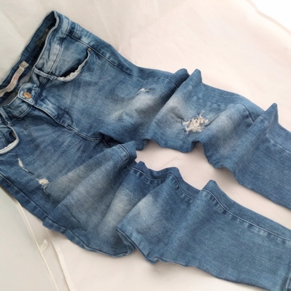 New Zara Slim Premium Wash Distressed Blue Skinny Jeans Size 2